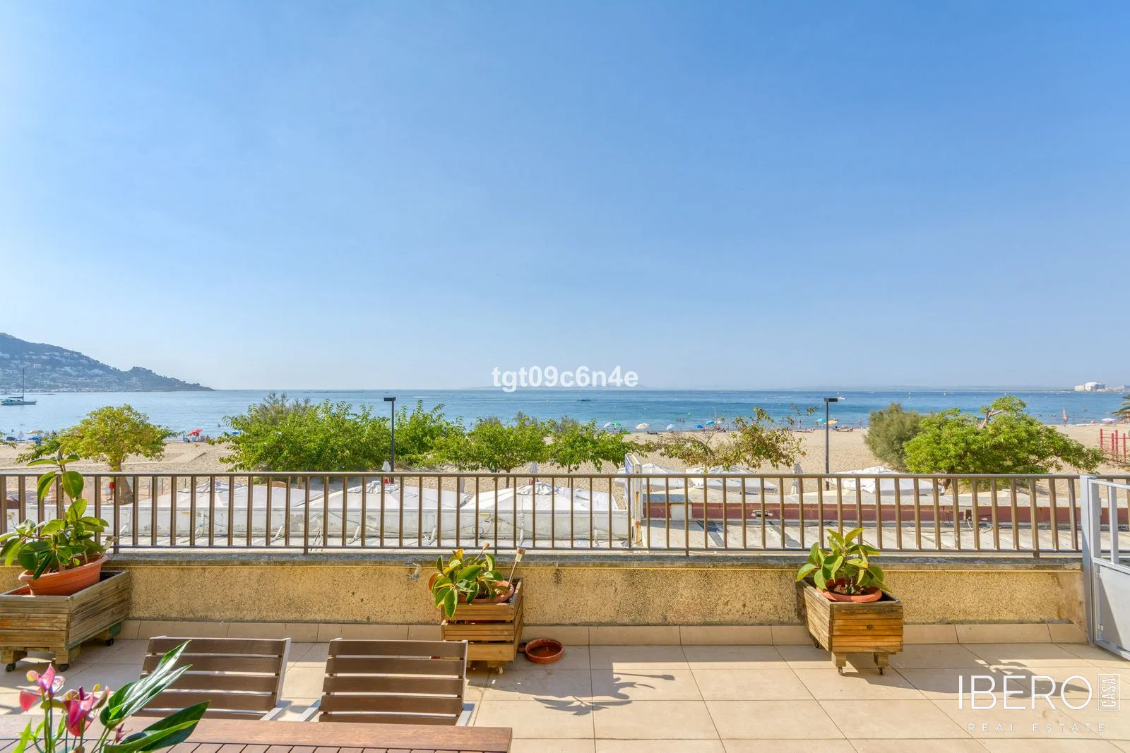 Renovated 1-bedroom apartment with sea view, Roses