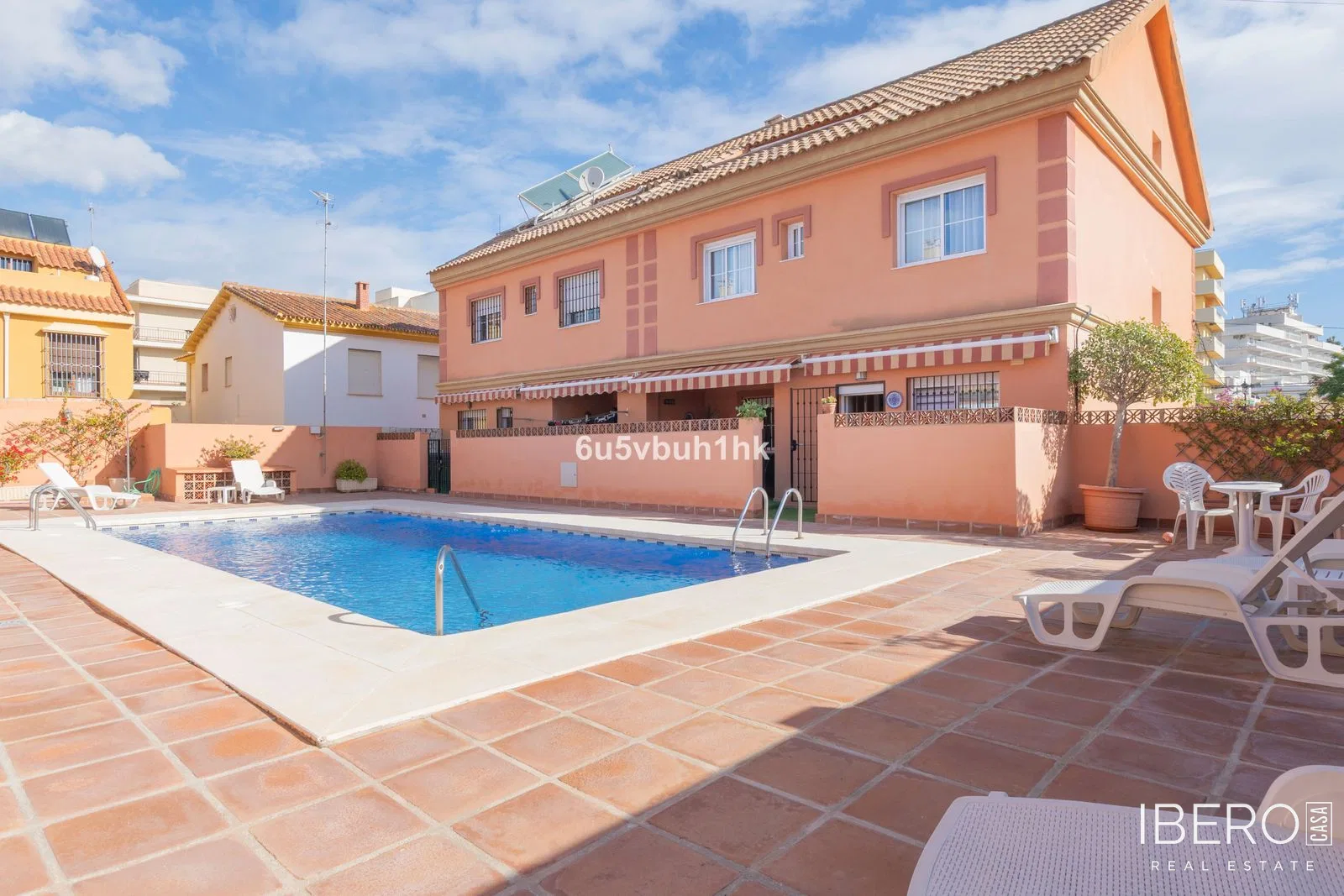 Dům se 4 ložnicemi kousek od mariny, Fuengirola
