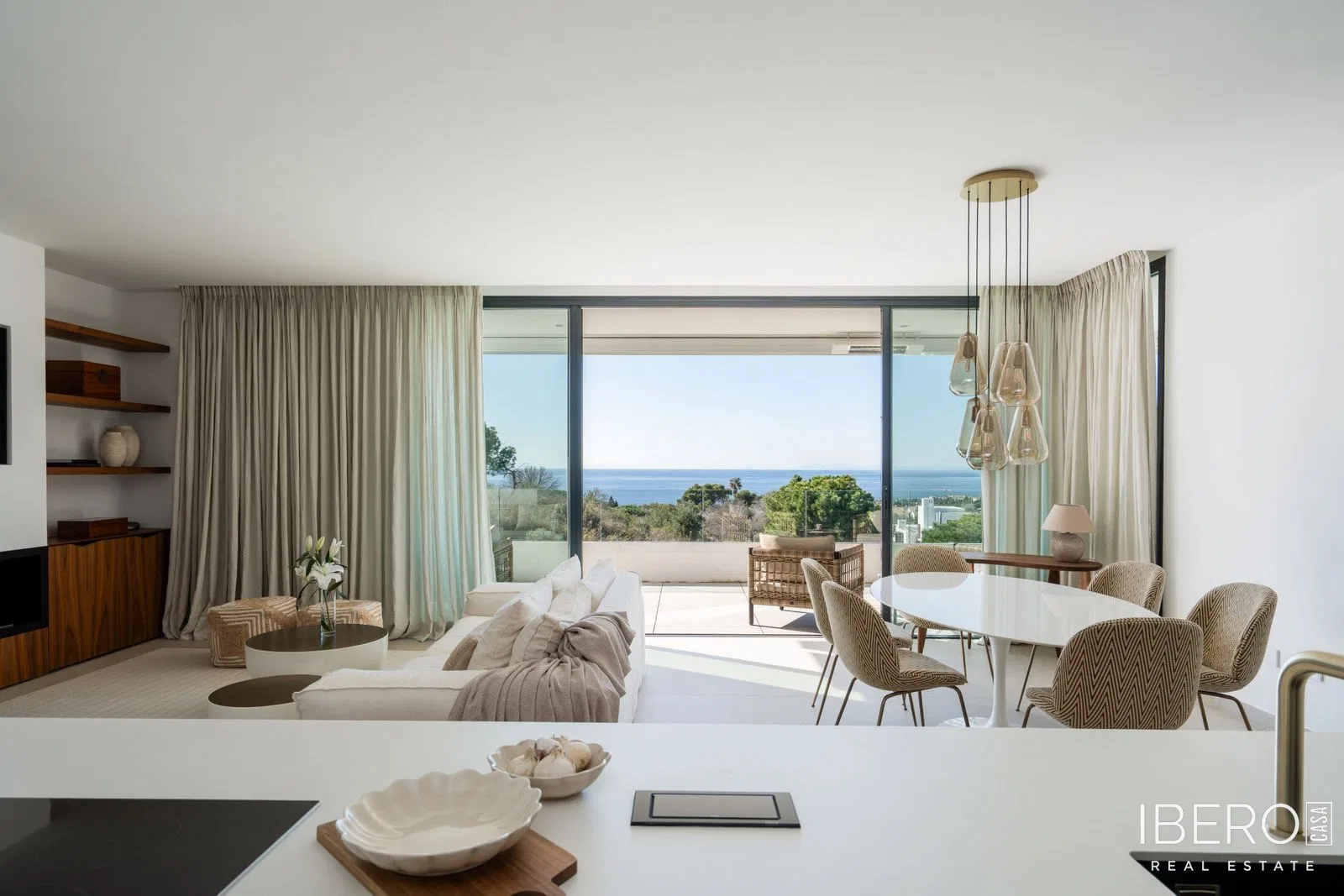 Apartmán se 3 ložnicemi a výhledem na moře, Artola