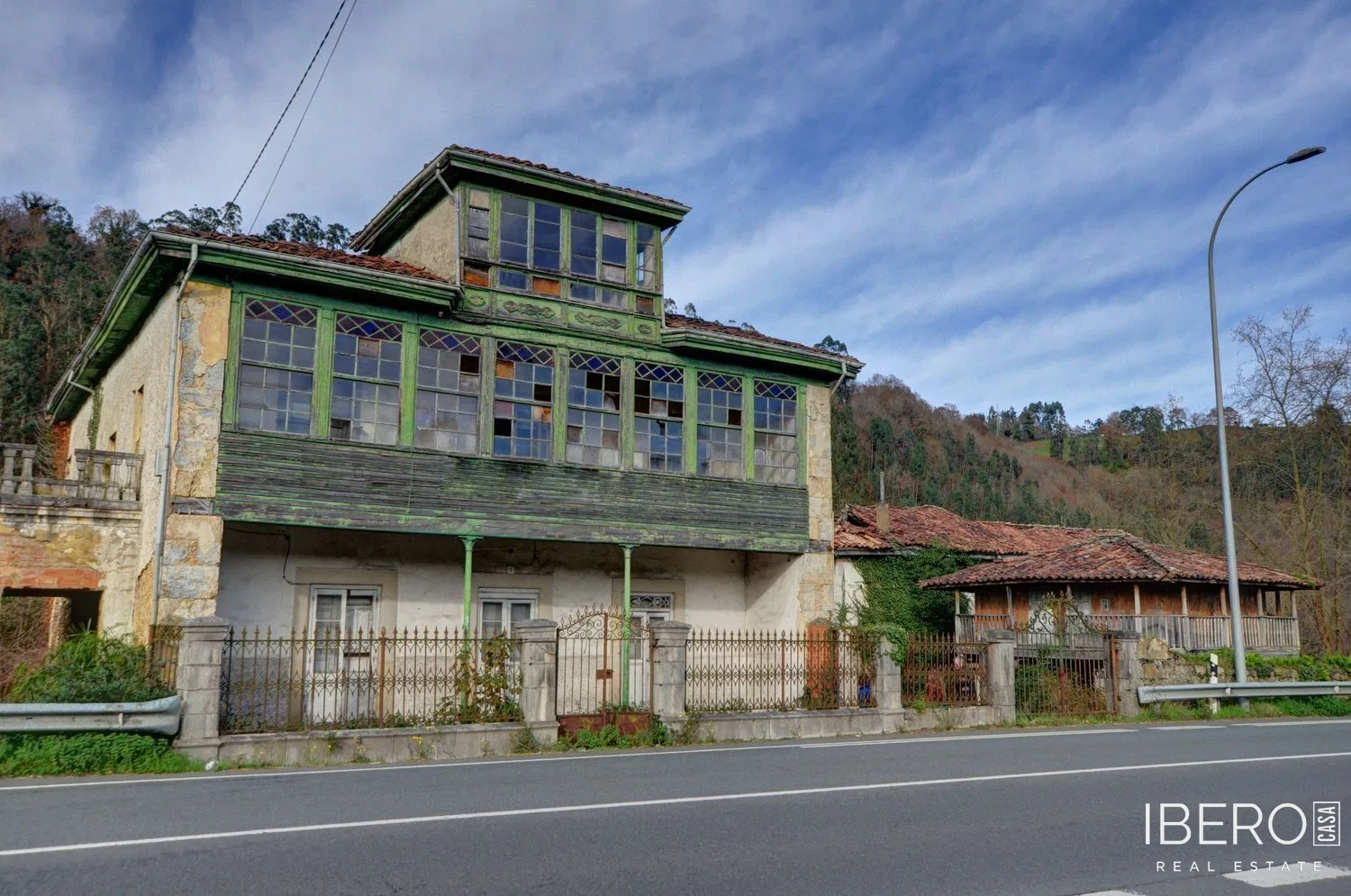 Casa de 7 dormitorios, Piloña