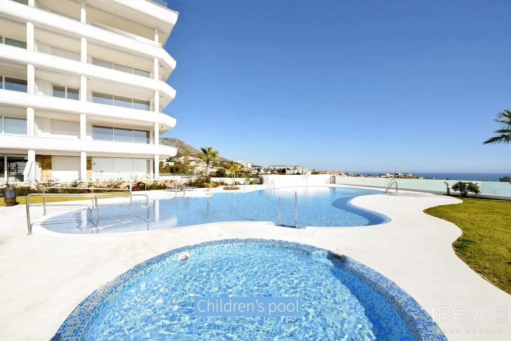 Apartmán se 3 ložnicemi a výhledem na moře, Fuengirola