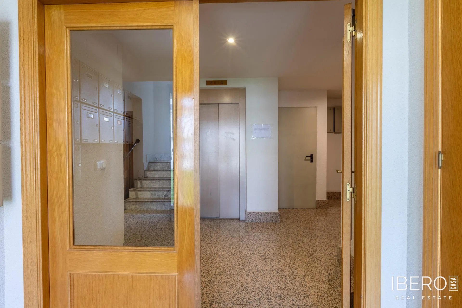3-bedroom apartment, Toro