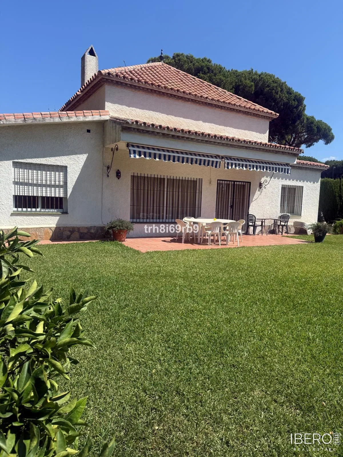 4-bedroom house near the sea, Benamara