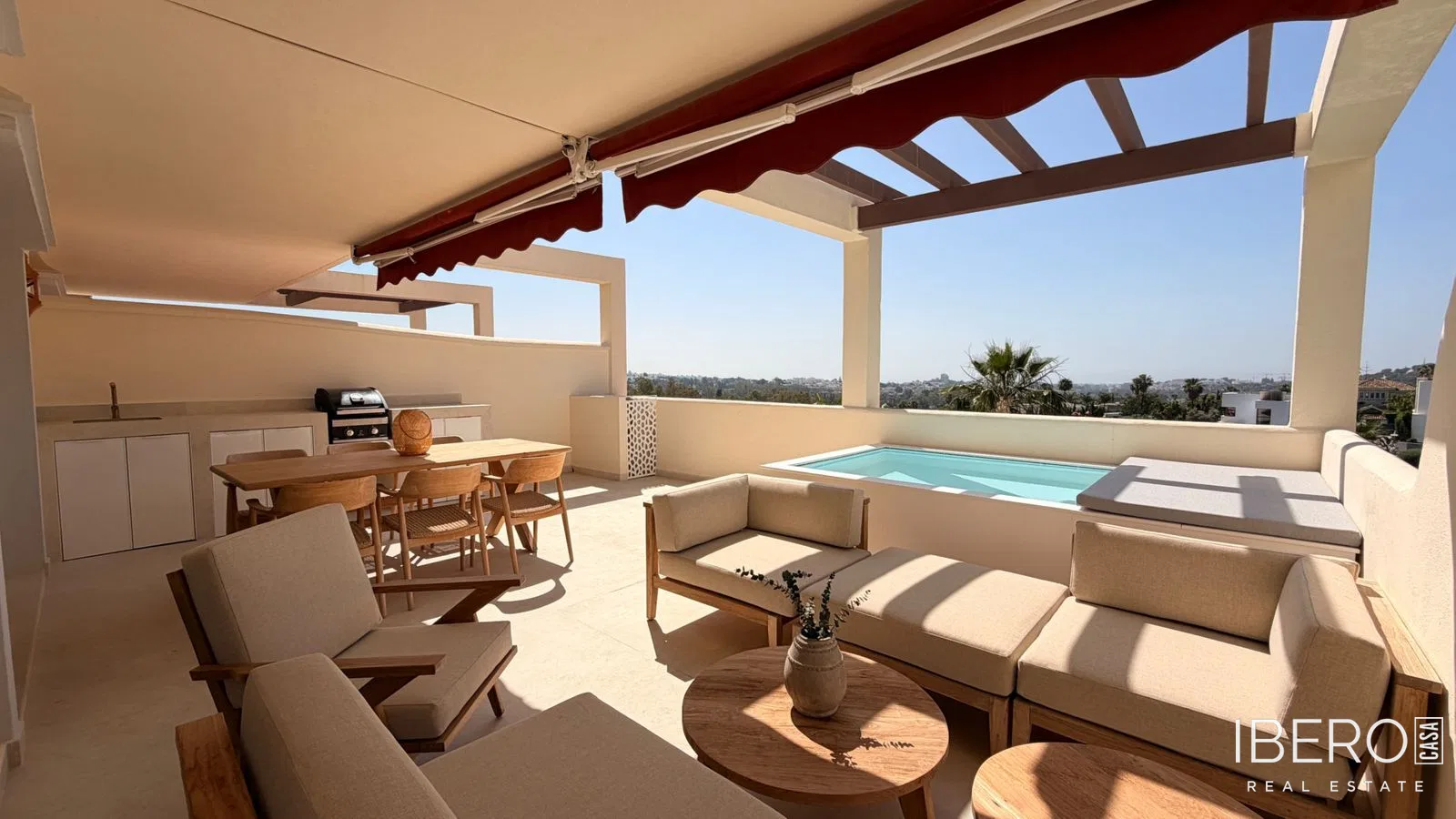 Zrekonstruovaný apartmán se 3 ložnicemi, Nueva Andalucía