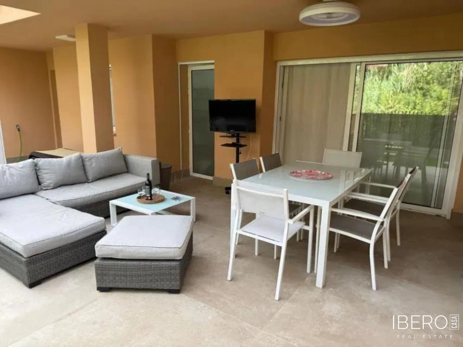 Apartamento de 2 dormitorios cerca del mar, Las Chapas
