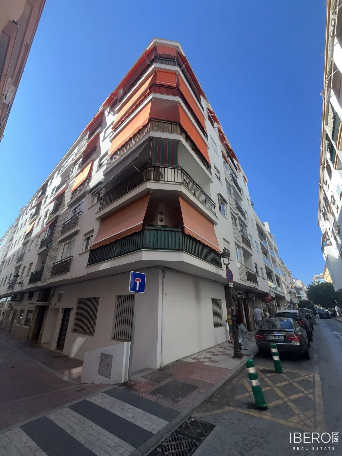 Zrekonstruovaný apartmán se 2 ložnicemi a výhledem na moře, Estepona