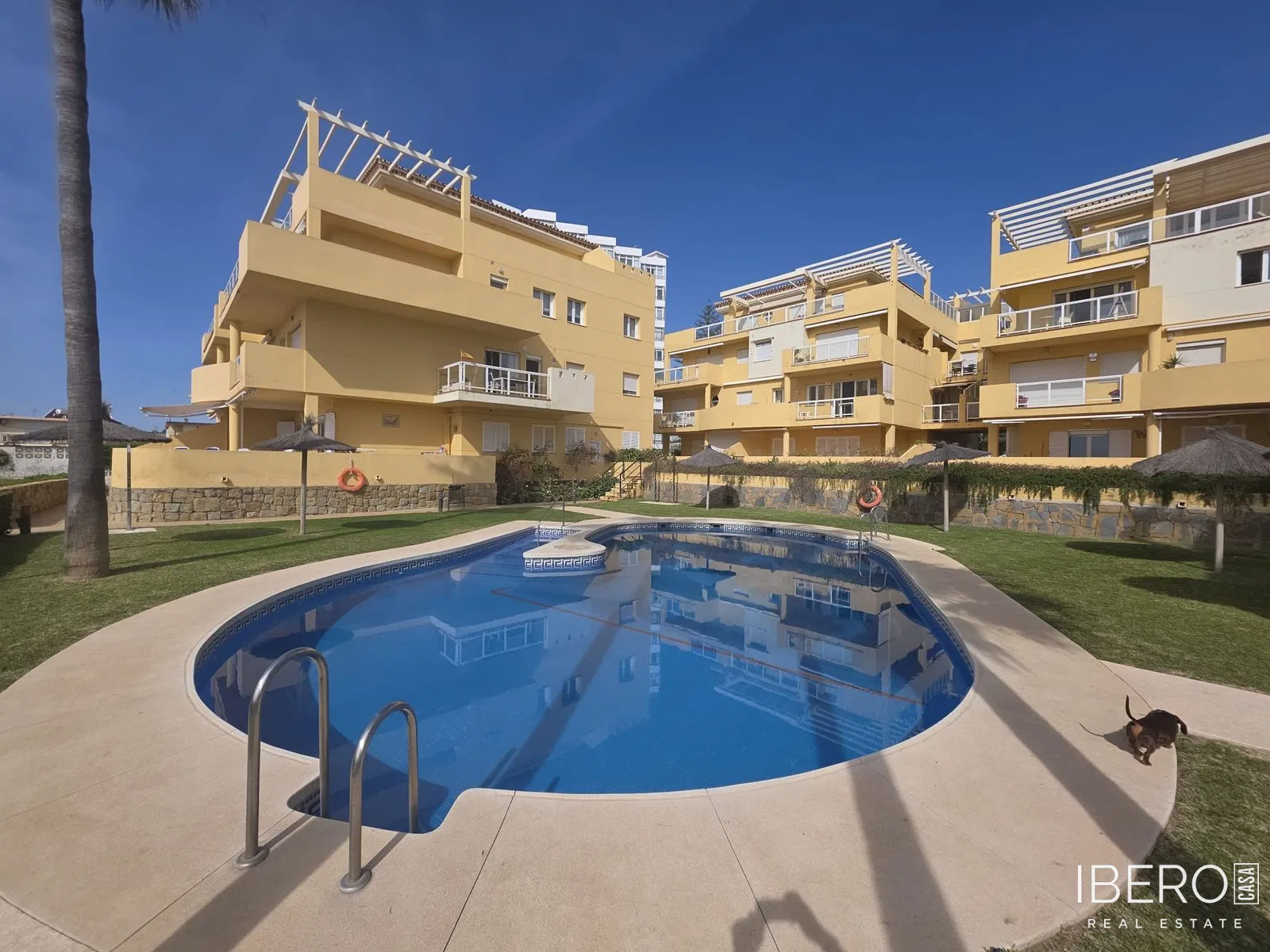 Renovated 2-bedroom apartment with sea view, La Cala de Mijas