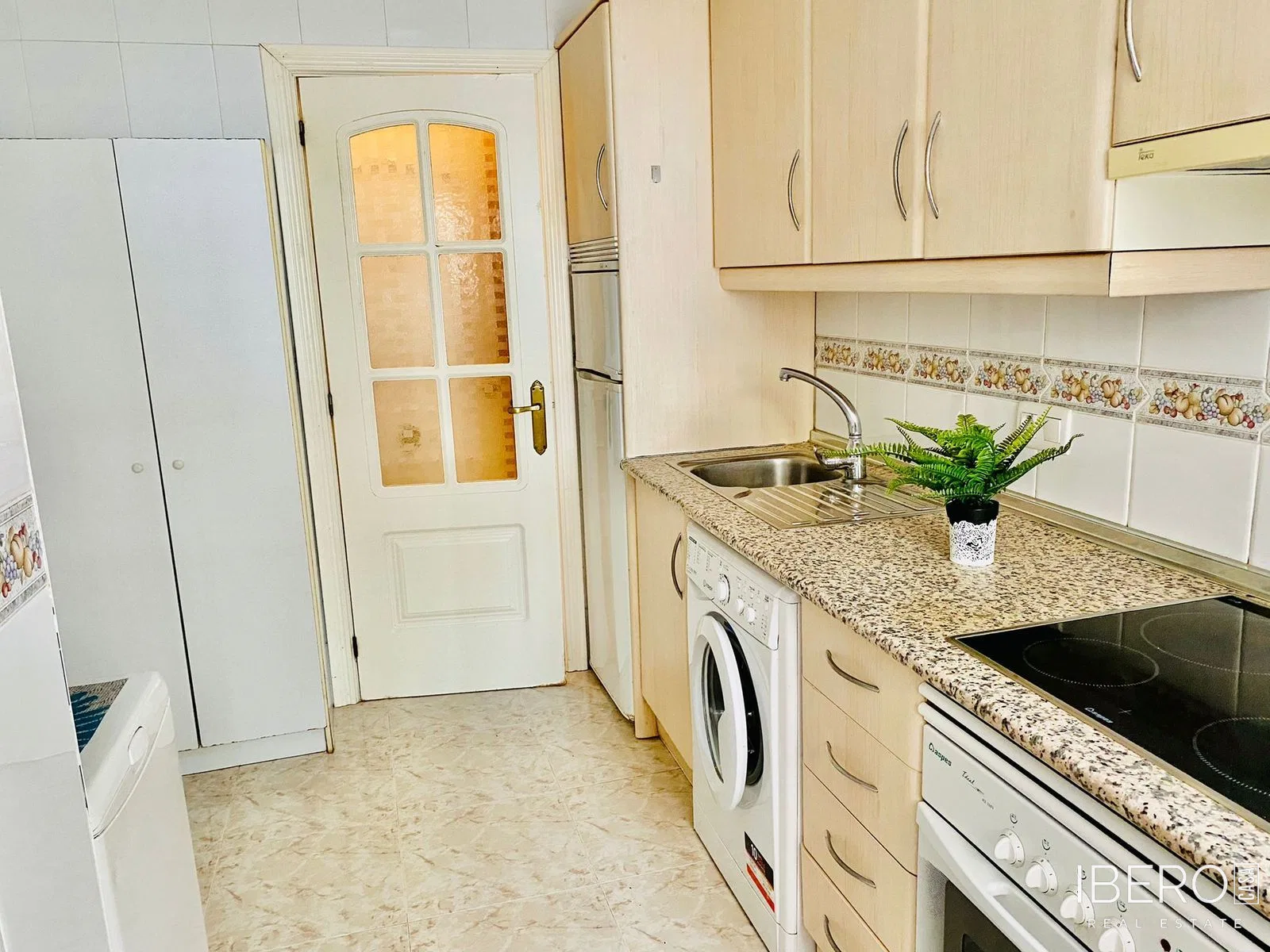 Zrekonstruovaný apartmán se 2 ložnicemi kousek od mariny, Fuengirola