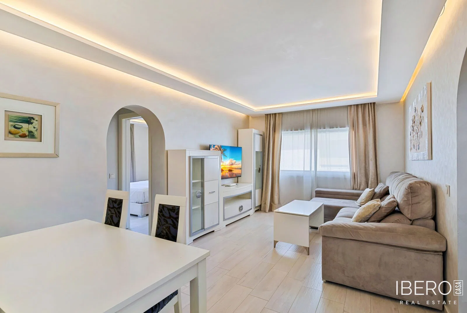 Zrekonstruovaný apartmán se 4 ložnicemi, La Cala de Mijas