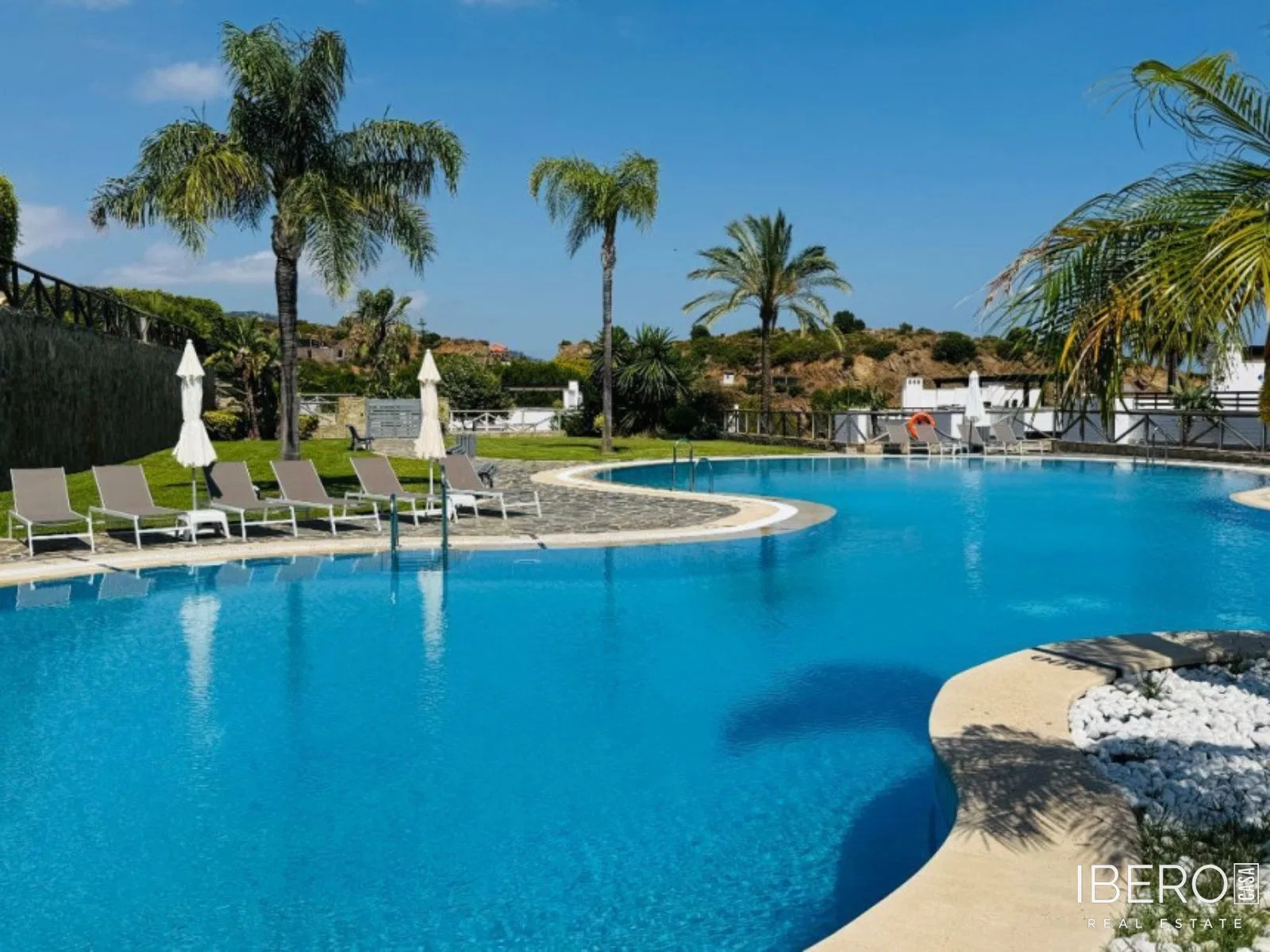 3-bedroom apartment with sea view, Marbella