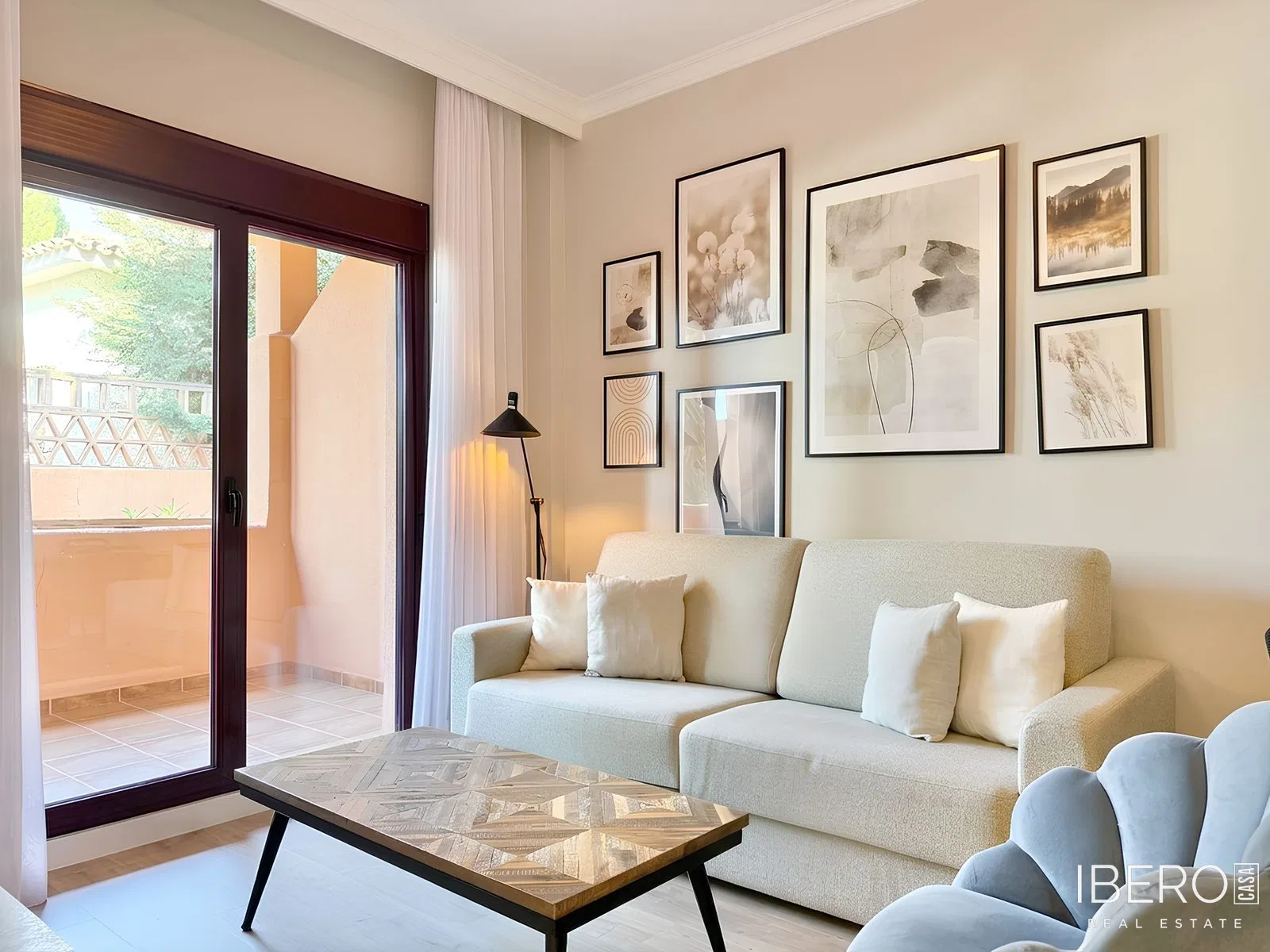 Zrekonstruovaný apartmán s 1 ložnicí a výhledem na moře, Benahavís