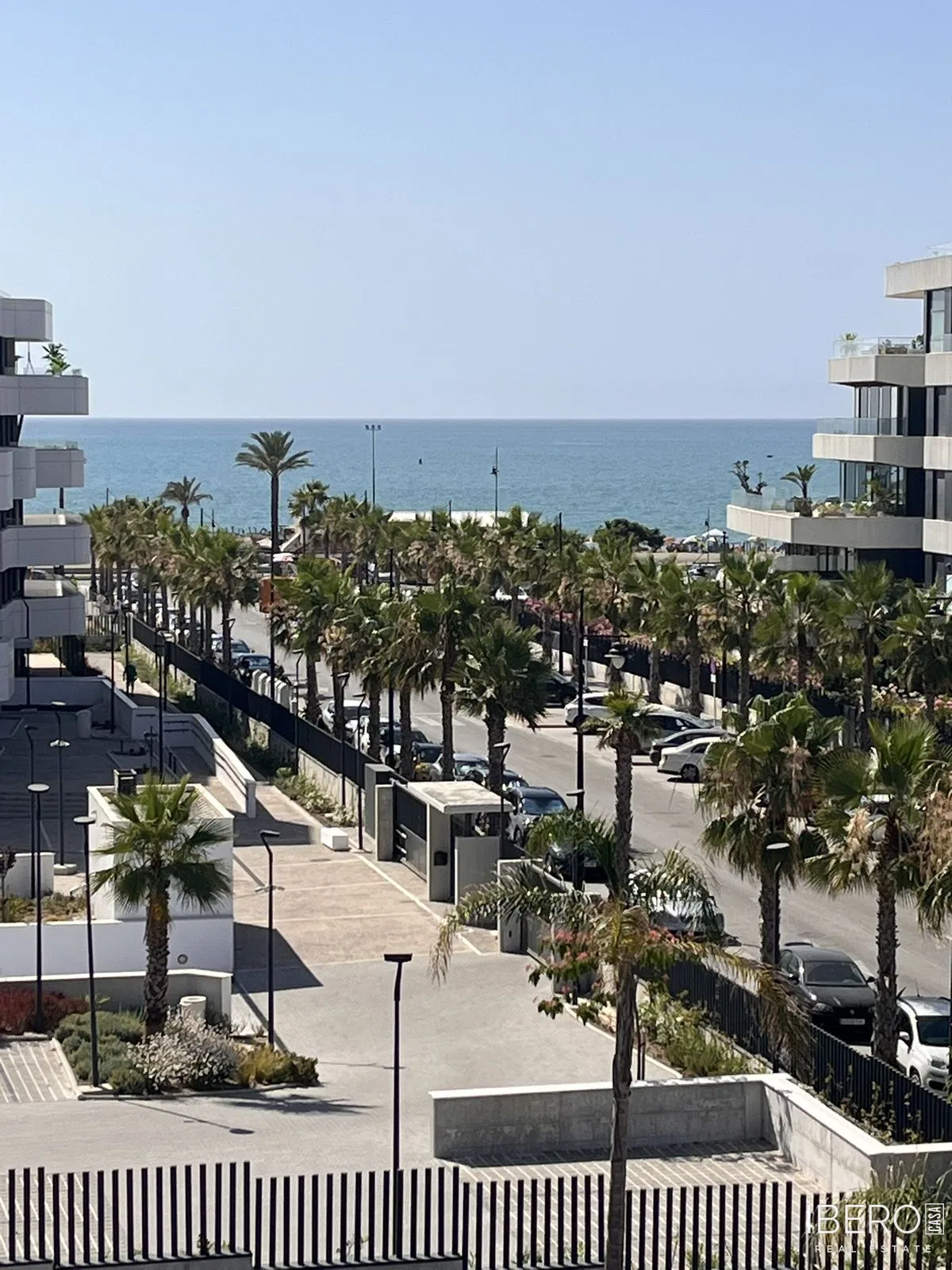 New-build 3-bedroom apartment with sea view, Los Alamos