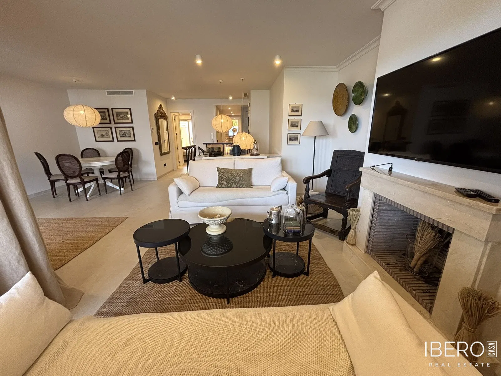 Renovated 3-bedroom apartment with sea view, Aloha