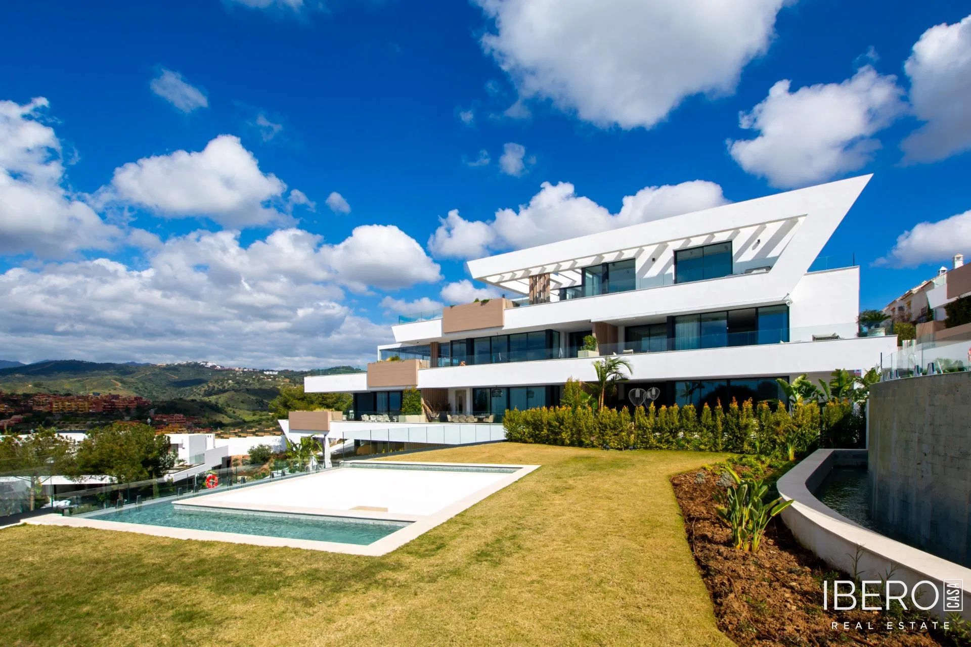 Nový apartmán 123 m² s výhledem na moře, Marbella