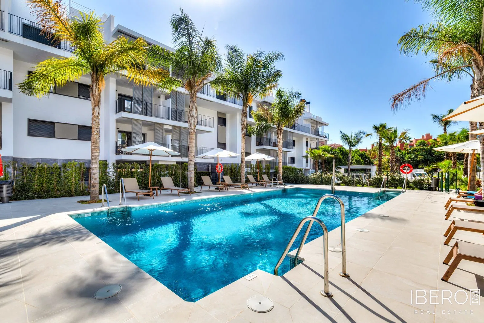 Nový apartmán se 2 ložnicemi kousek od mariny, Estepona