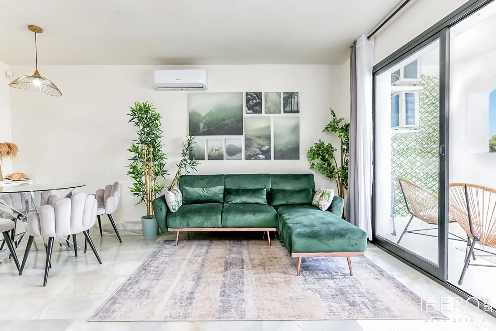 Zrekonstruovaný apartmán se 2 ložnicemi, Riviera del Sol
