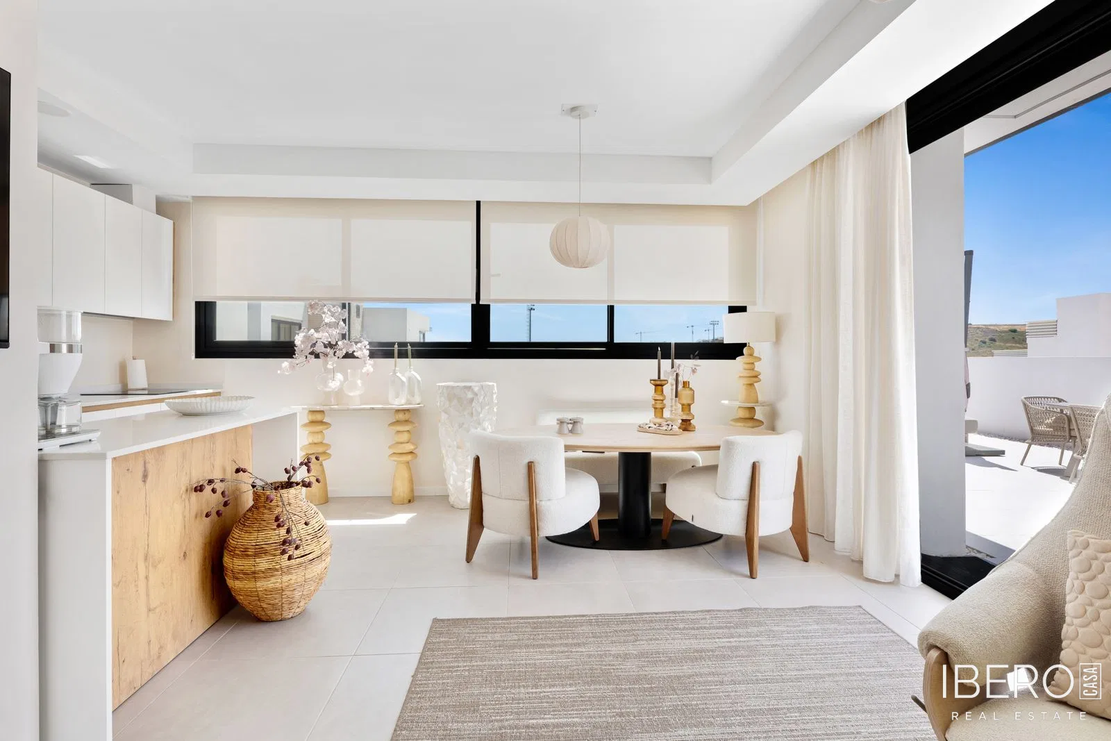 New-build 2-bedroom apartment near the sea, Estepona