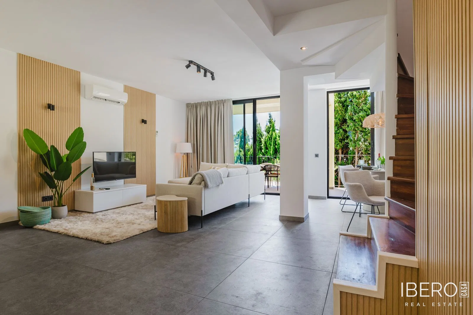 Casa reformada de 3 dormitorios con vistas al mar, Aloha