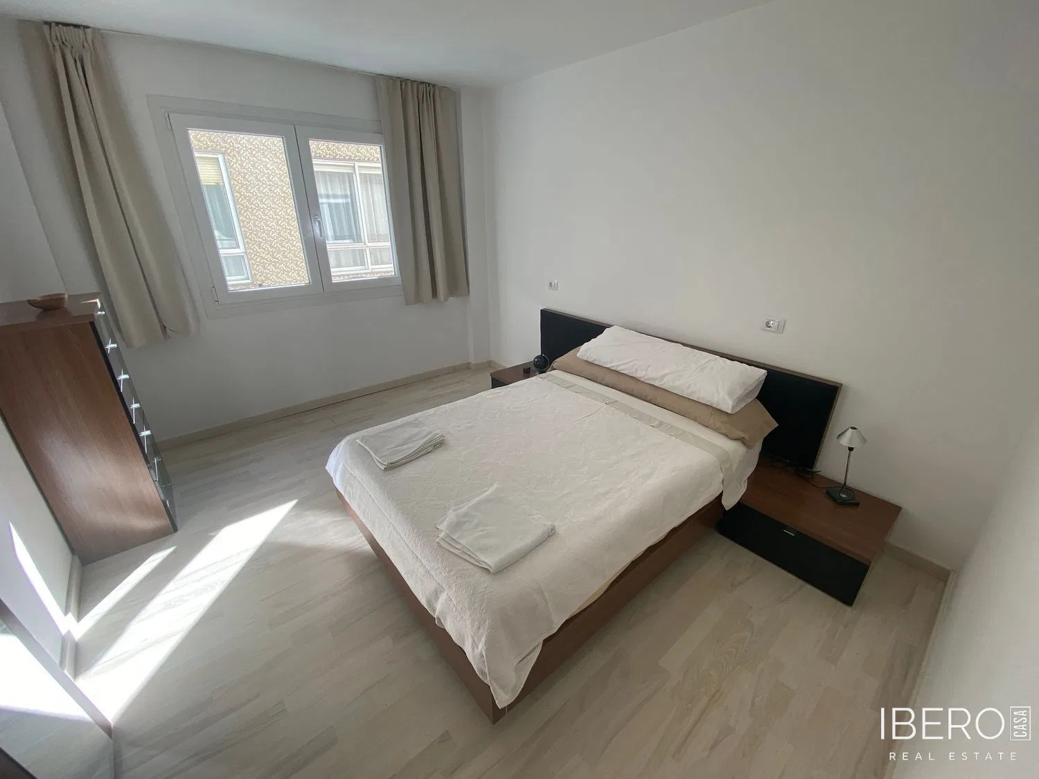 Apartmán se 3 ložnicemi, A Guarda