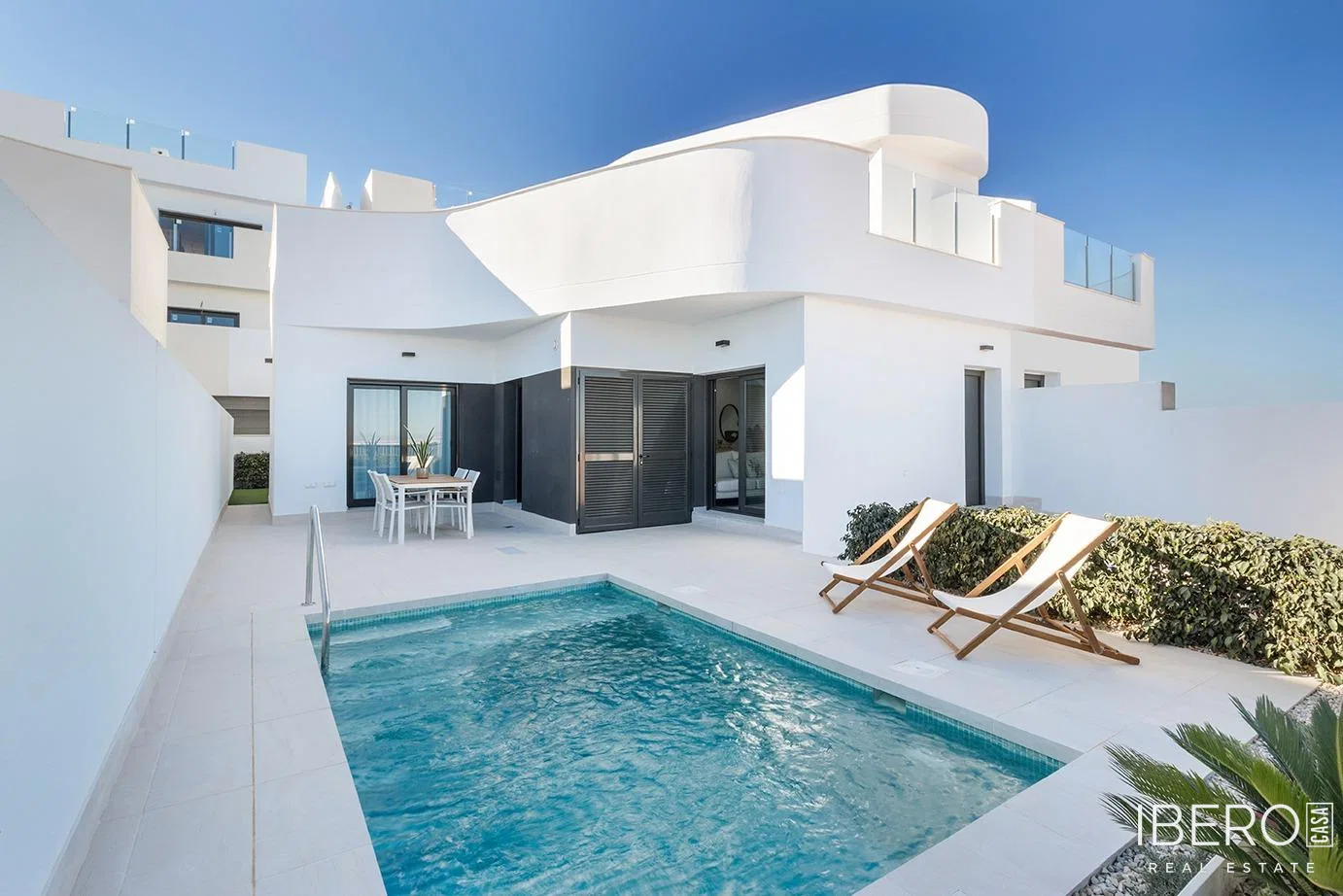 Nový dům se 3 ložnicemi kousek od moře, Torrevieja