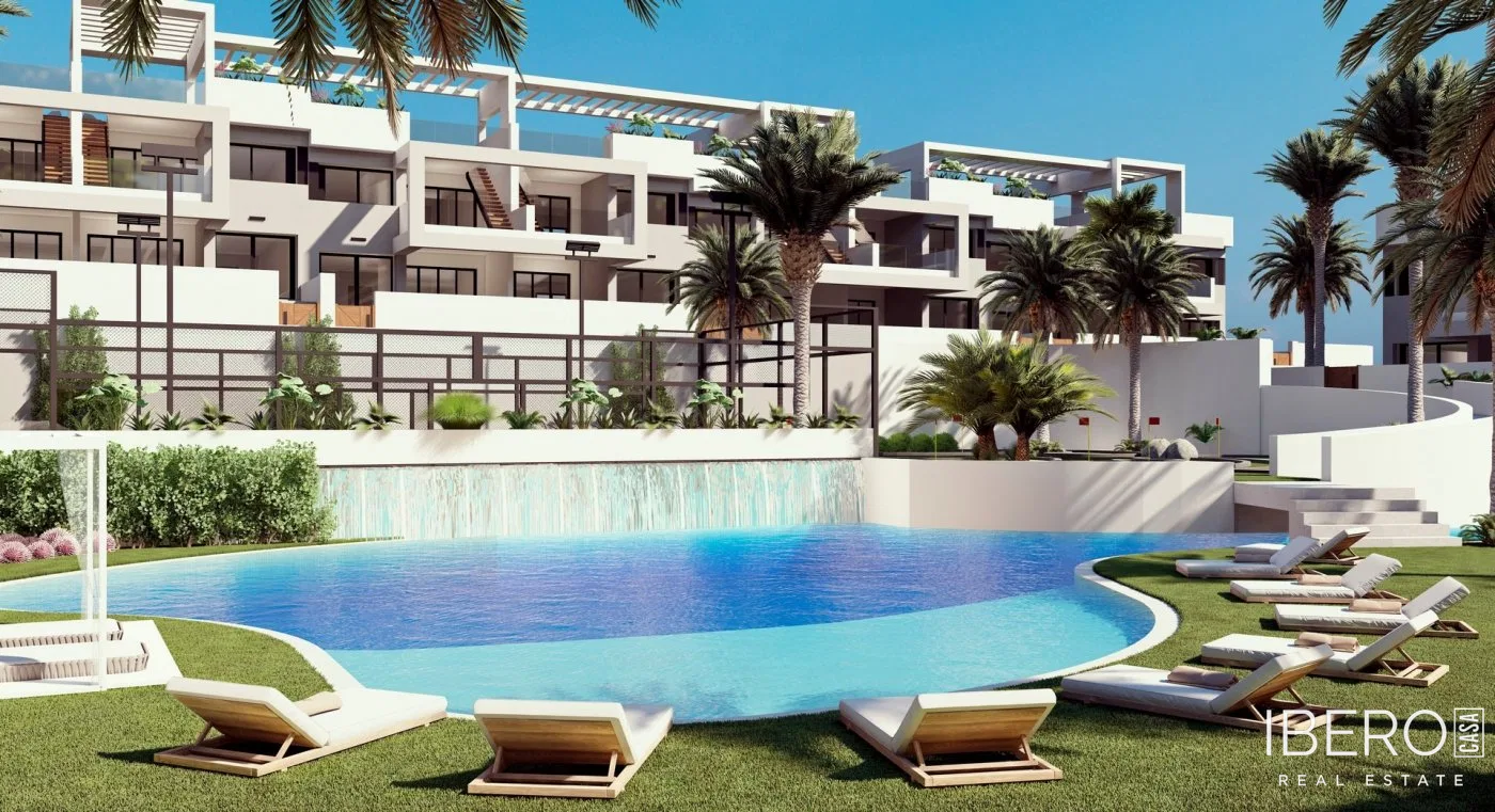 Rozestavěný dům se 2 ložnicemi kousek od moře, Torrevieja