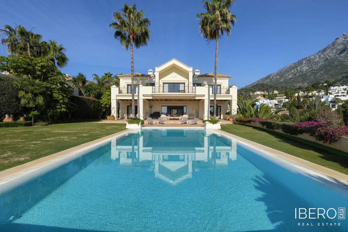 Dům s 5 ložnicemi, Marbella