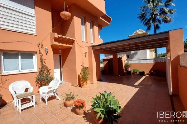 Dům se 4 ložnicemi, Calpe