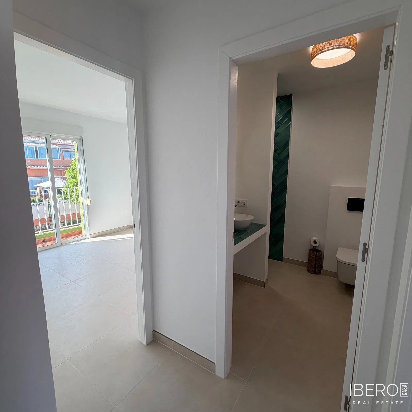 Zrekonstruovaný apartmán se 2 ložnicemi, Benitachell