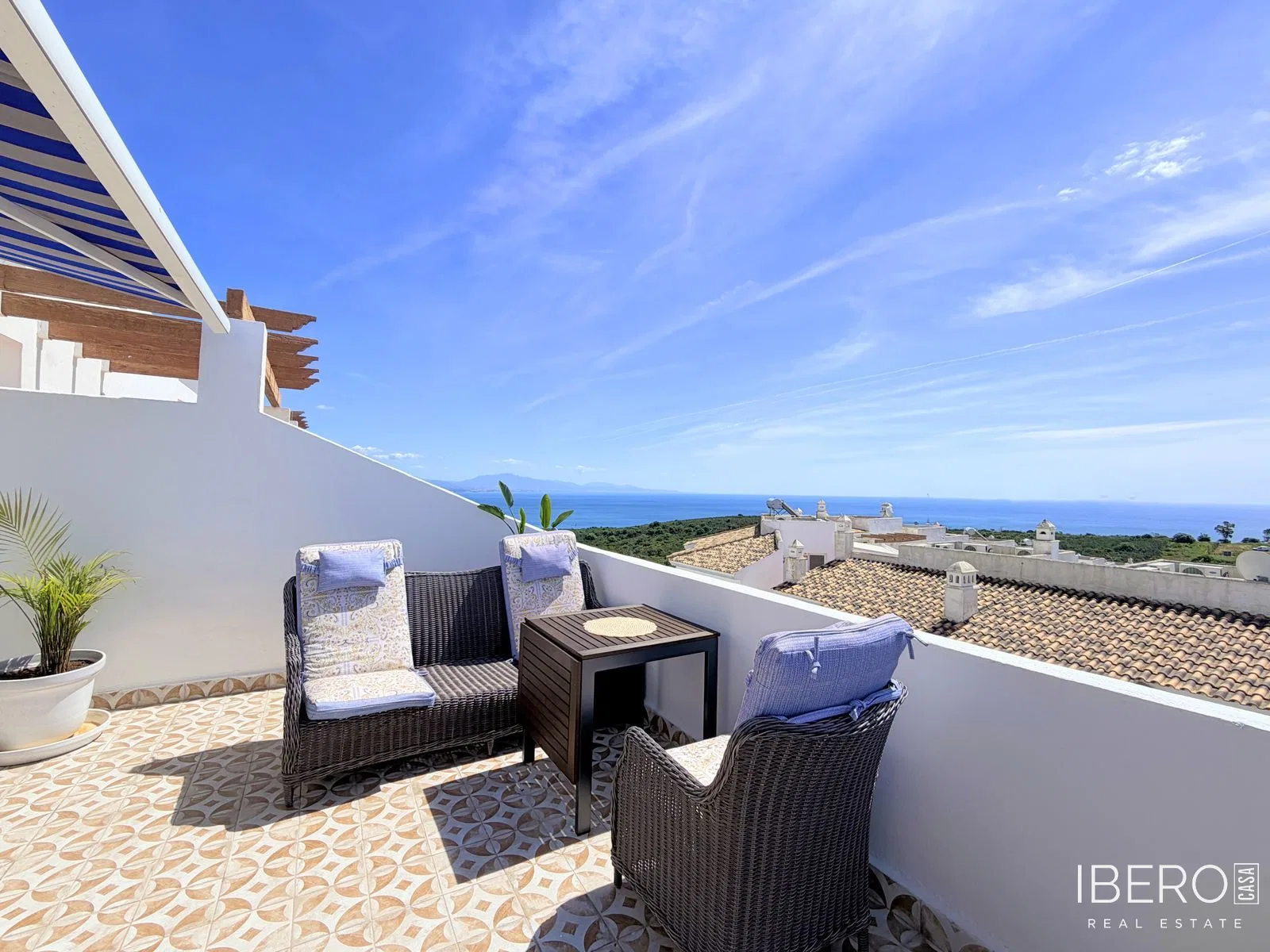 Dům se 4 ložnicemi a výhledem na moře, La Duquesa