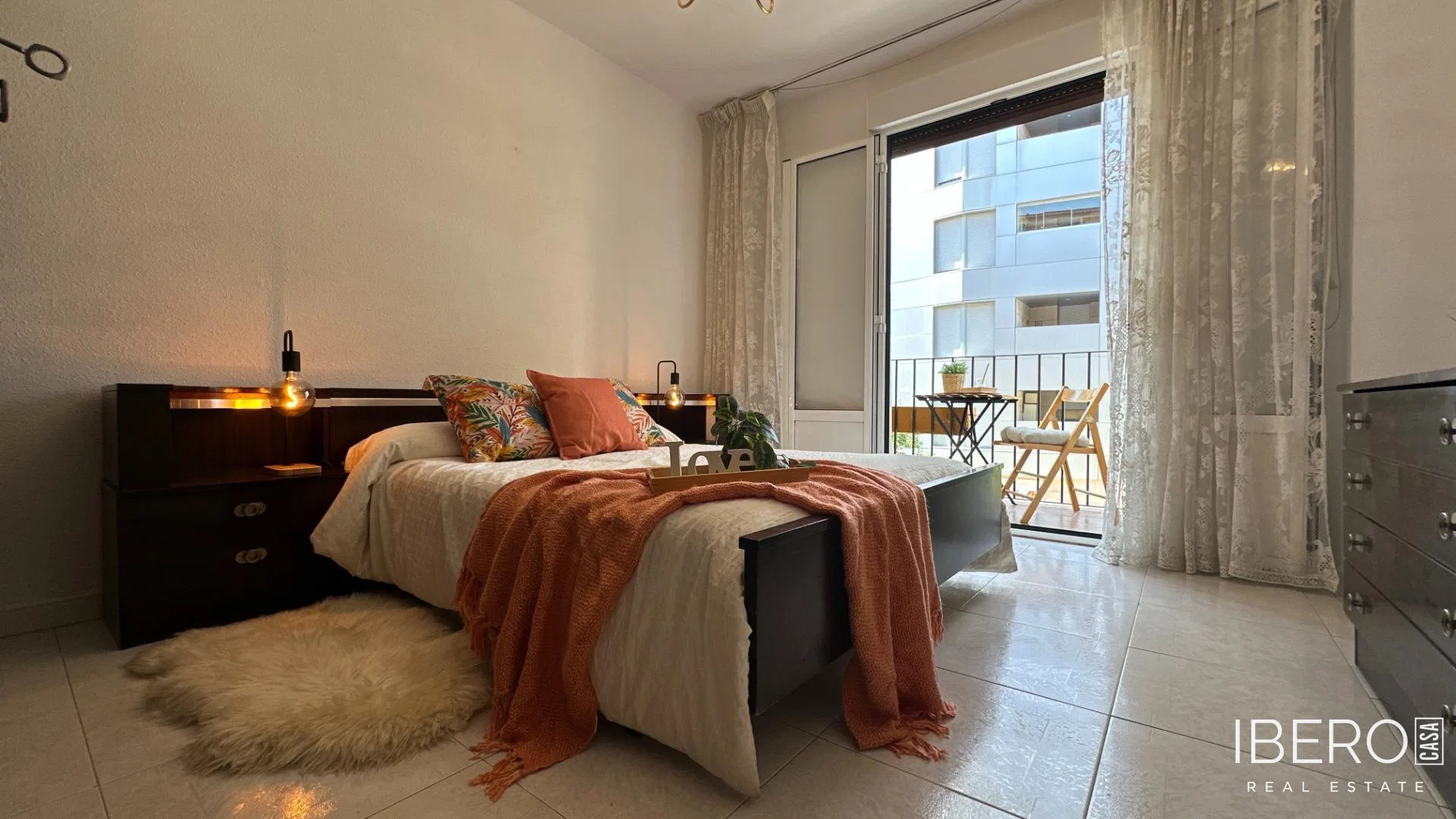 Apartamento de 3 dormitorios, Huesca