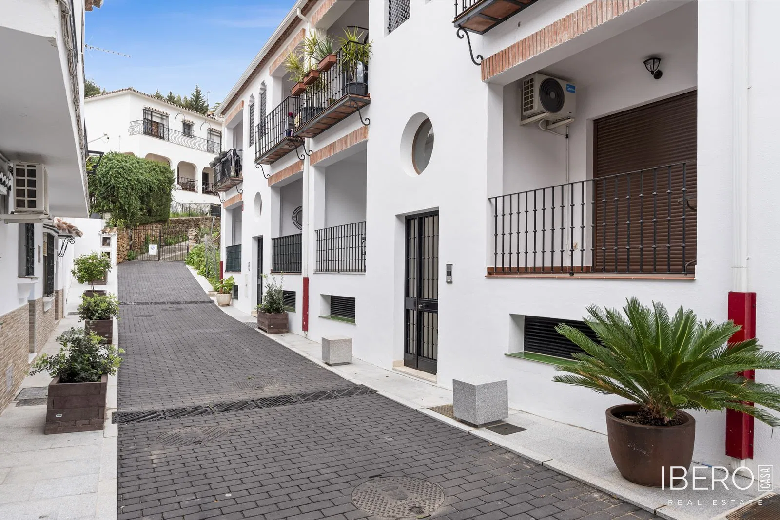 Zrekonstruovaný apartmán se 2 ložnicemi kousek od golfu, Benahavís