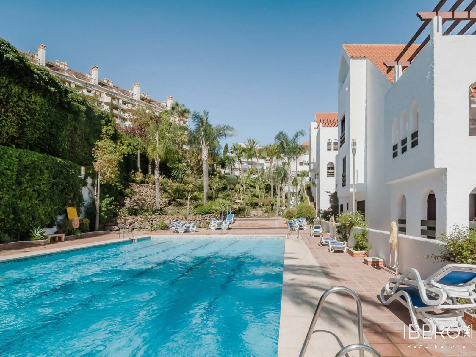 Původní apartmán se 2 ložnicemi kousek od mariny, Nueva Andalucía