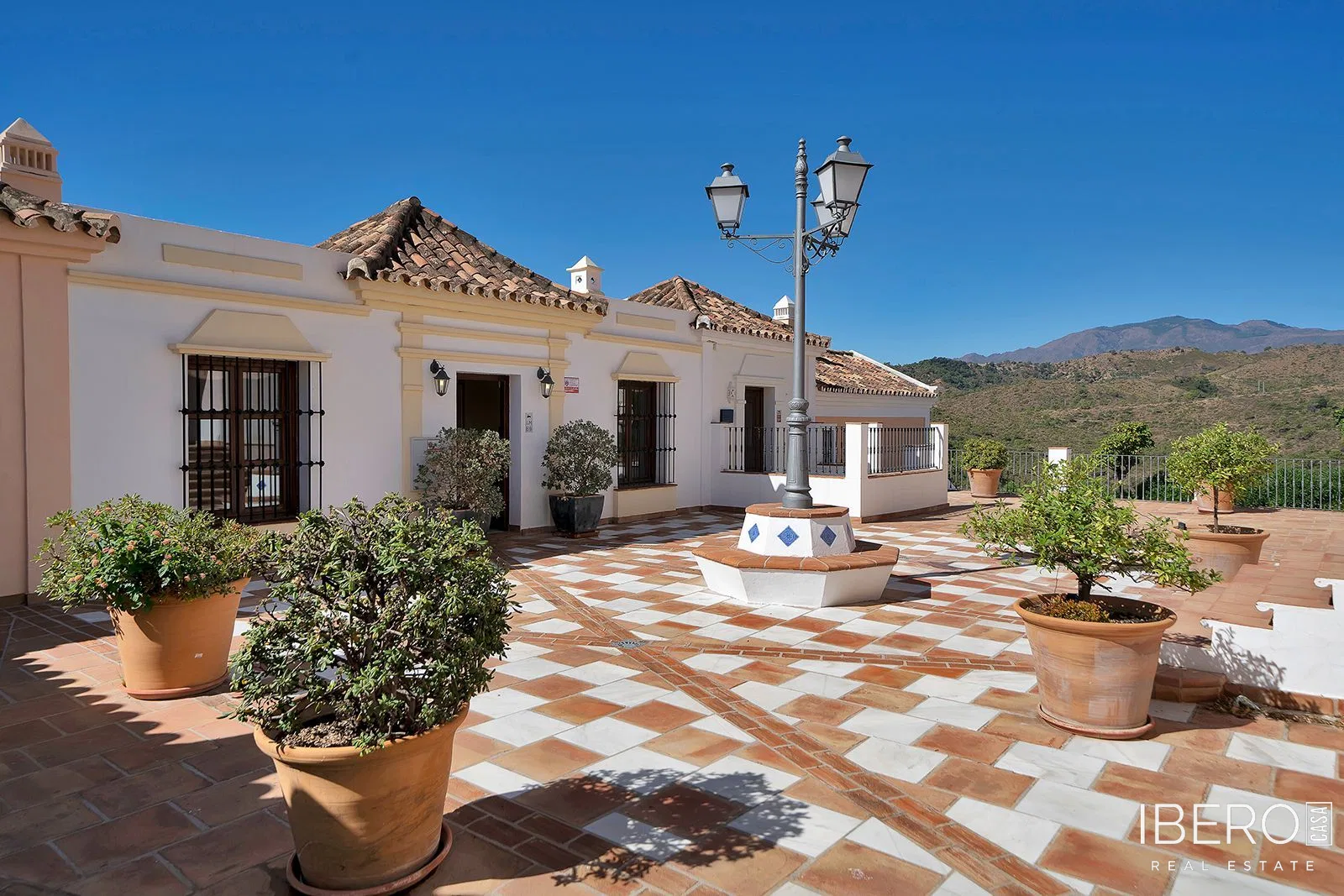 Casa de 3 dormitorios con vistas al mar, Benahavís