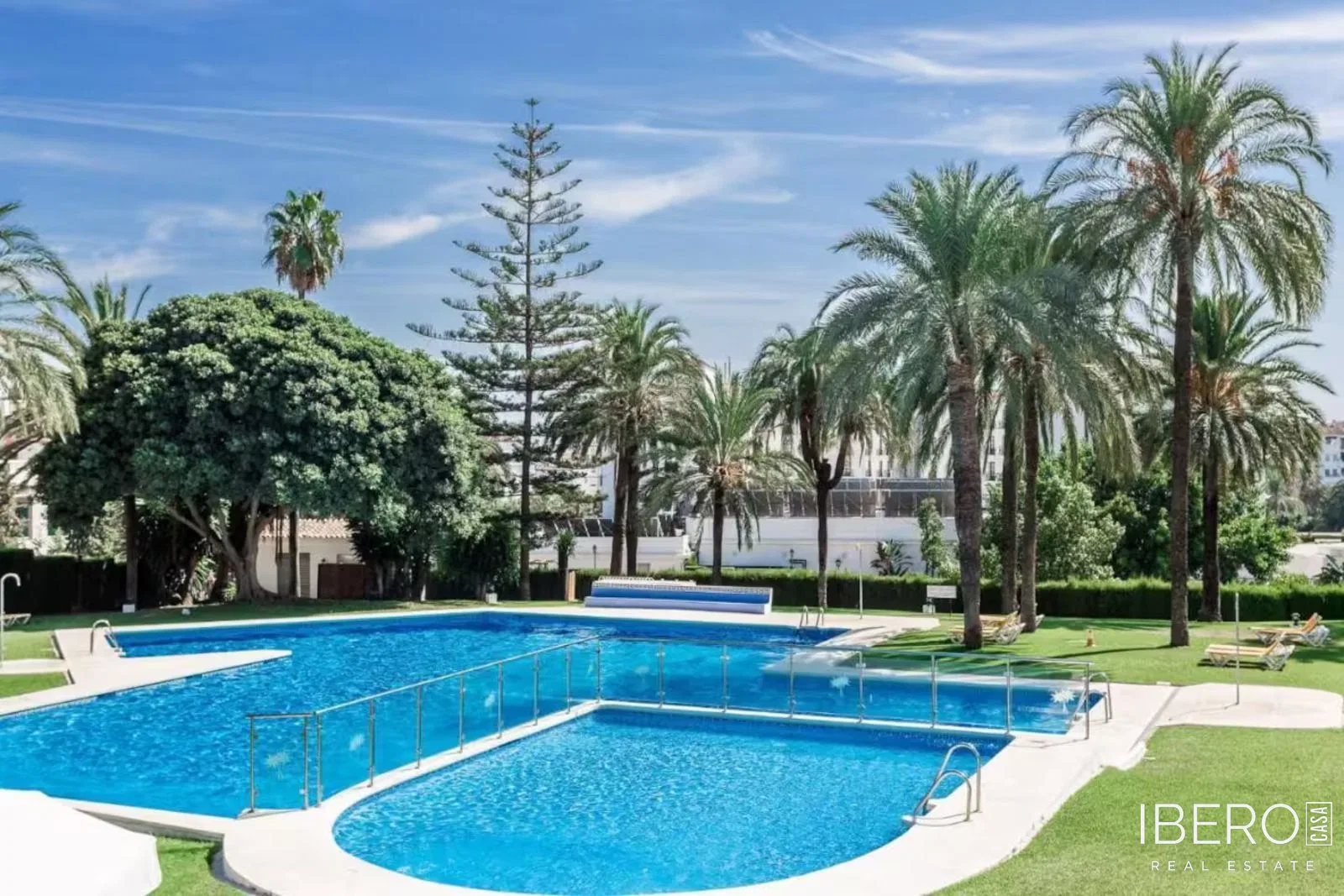 Apartmán se 2 ložnicemi kousek od mariny, Nueva Andalucía