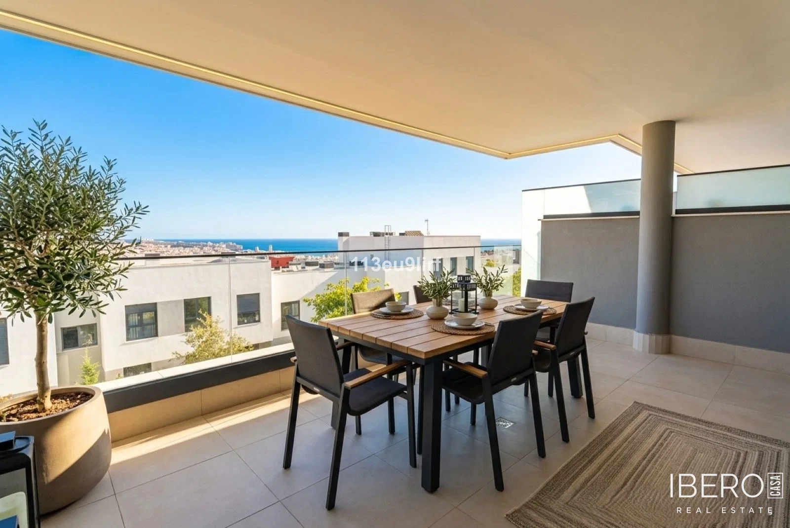 Apartmán se 3 ložnicemi a výhledem na moře, Estepona