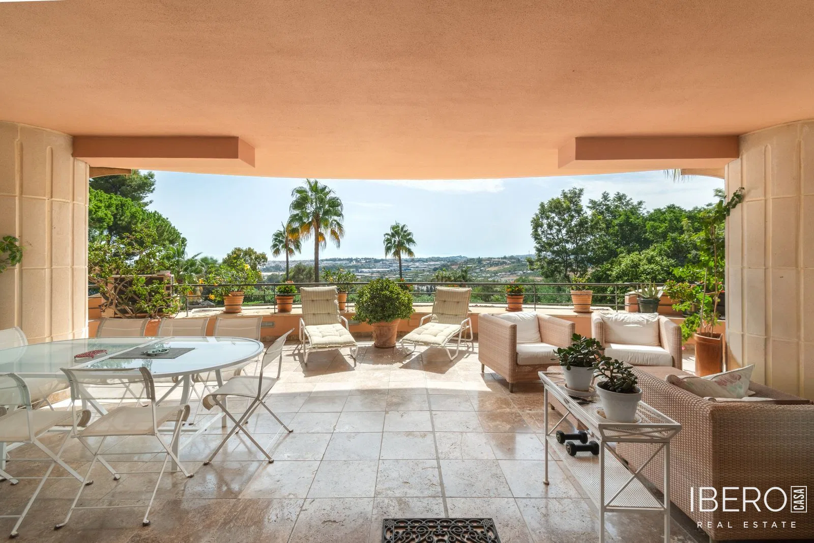 Apartmán se 3 ložnicemi a výhledem na moře, Nueva Andalucía