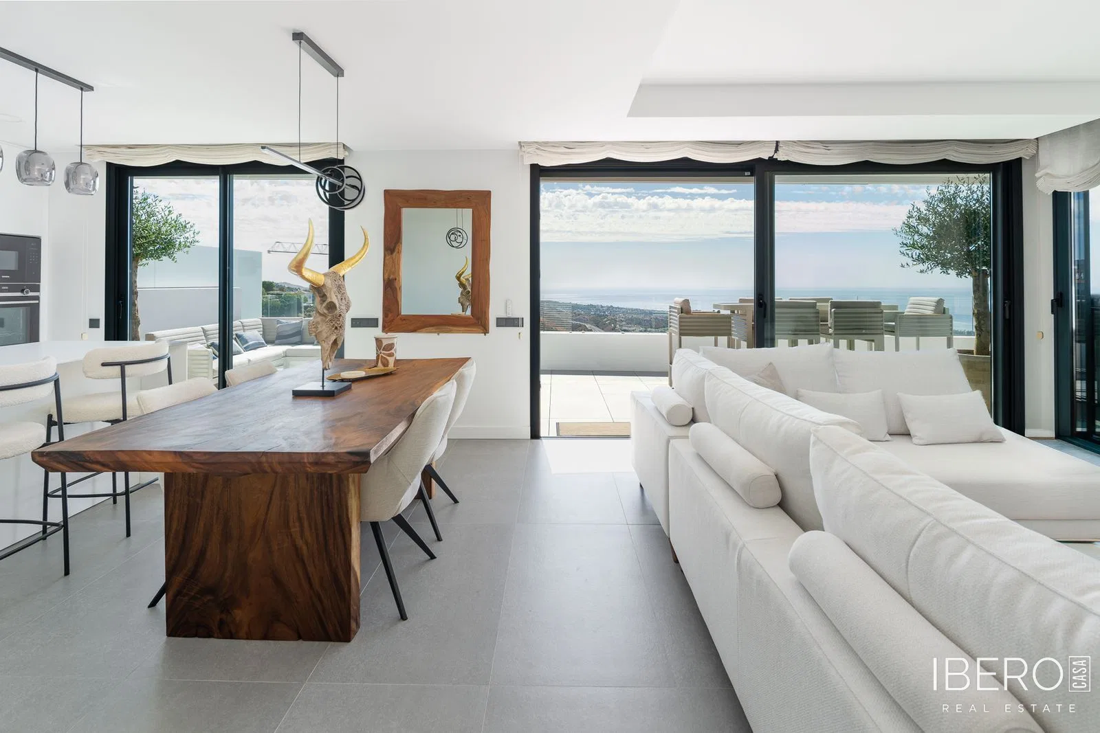 Apartmán se 3 ložnicemi a výhledem na moře, Marbella
