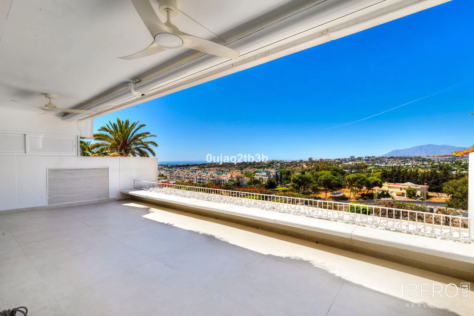 Apartmán se 3 ložnicemi a výhledem na moře, Marbella