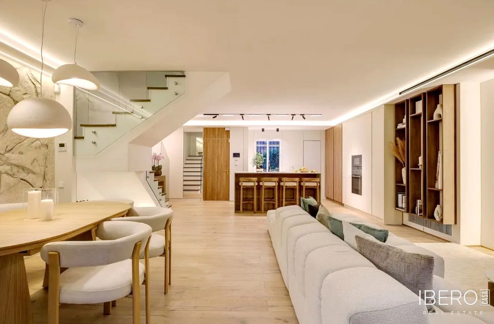 3-bedroom house, The Golden Mile