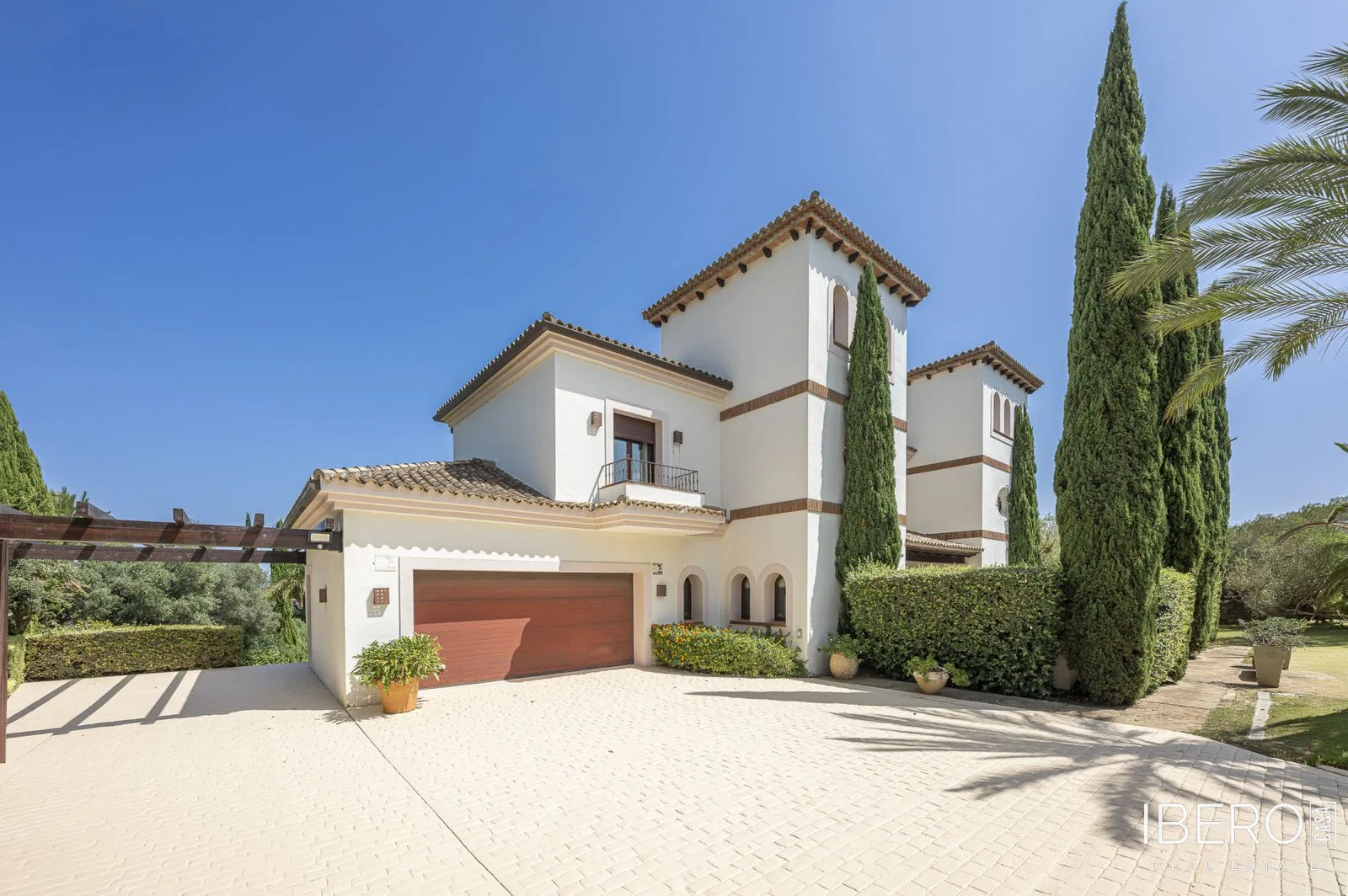 Dům se 7 ložnicemi kousek od golfu, Sotogrande Alto