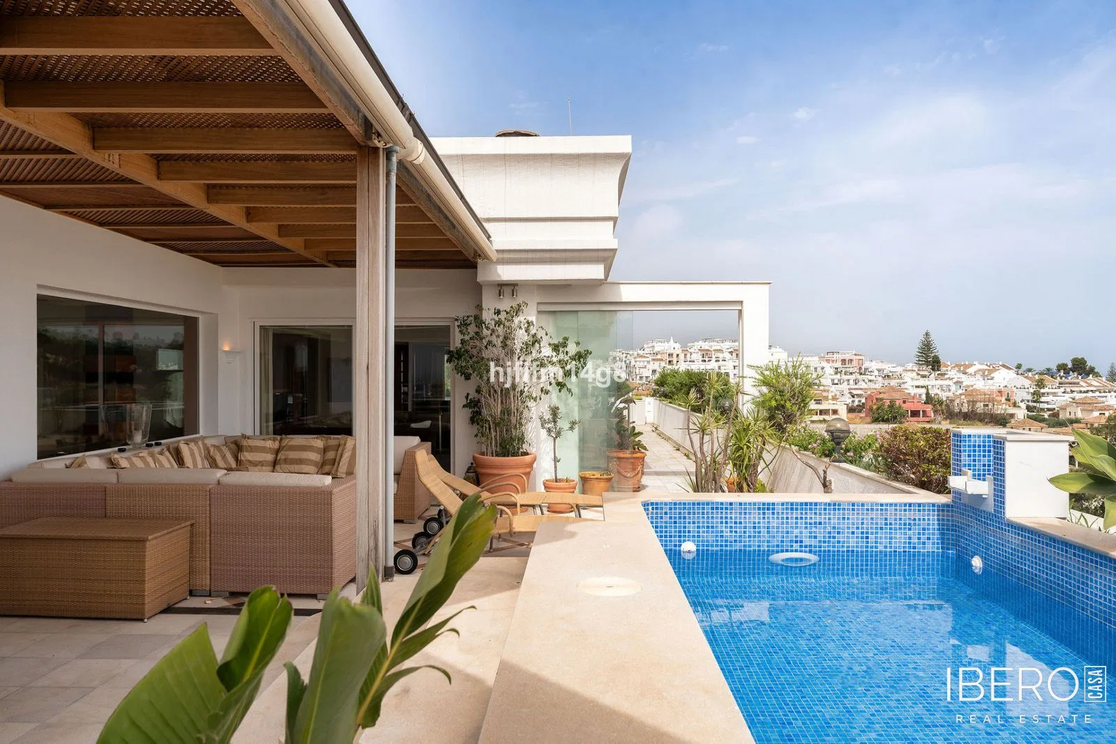 Apartmán se 4 ložnicemi a výhledem na moře, Nueva Andalucía