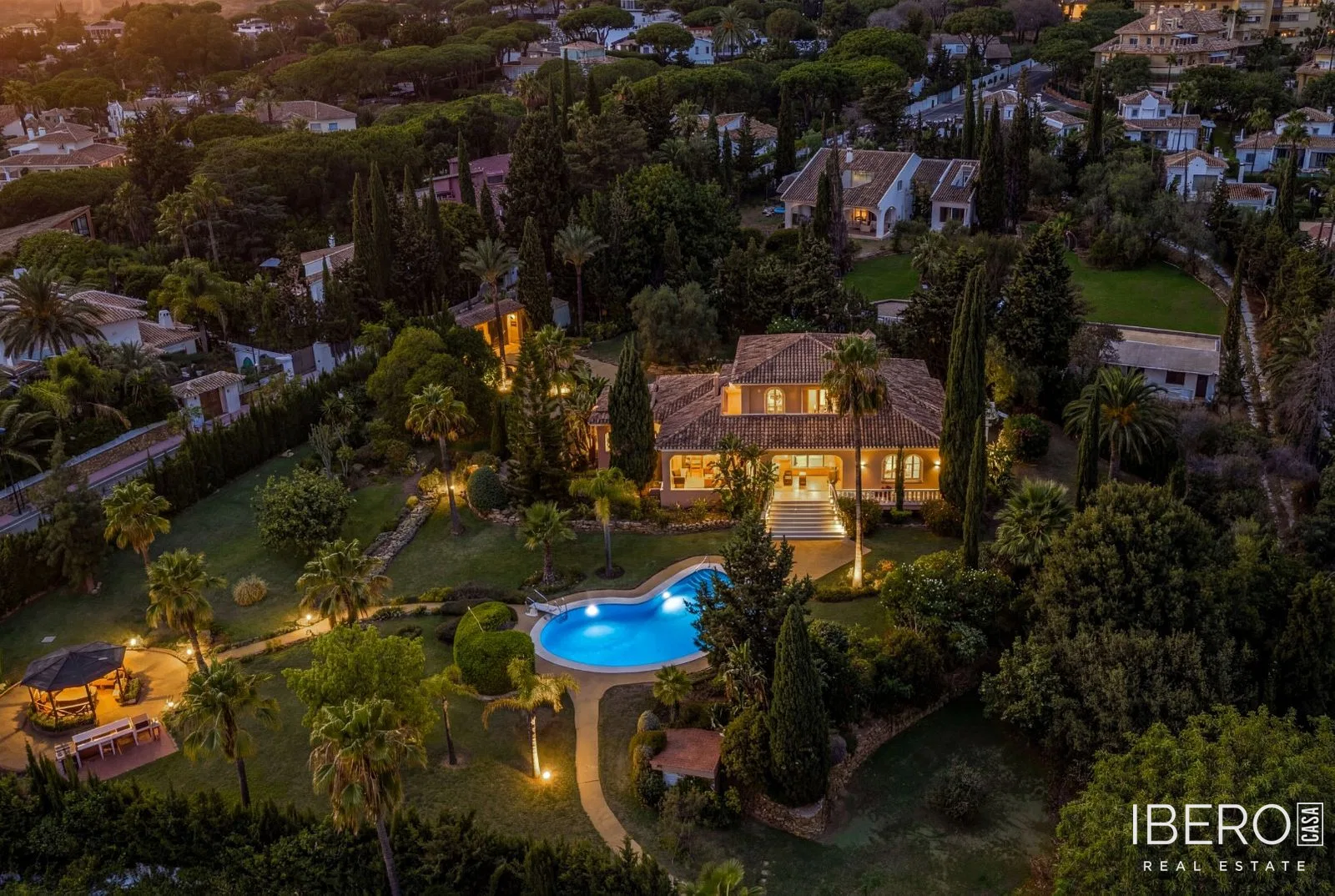 Dům s 5 ložnicemi a výhledem na moře, Elviria