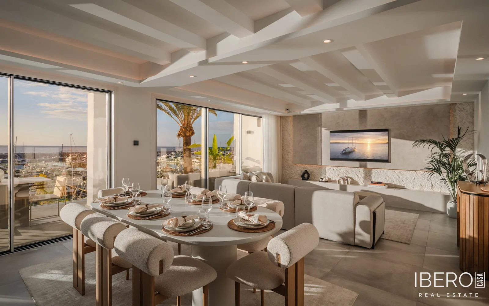 Apartmán se 4 ložnicemi a výhledem na moře, Puerto Banús