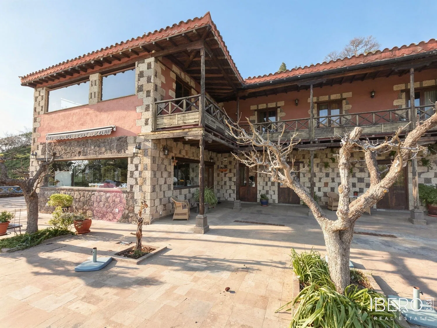 Casa de 8 dormitorios, Vega de San Mateo