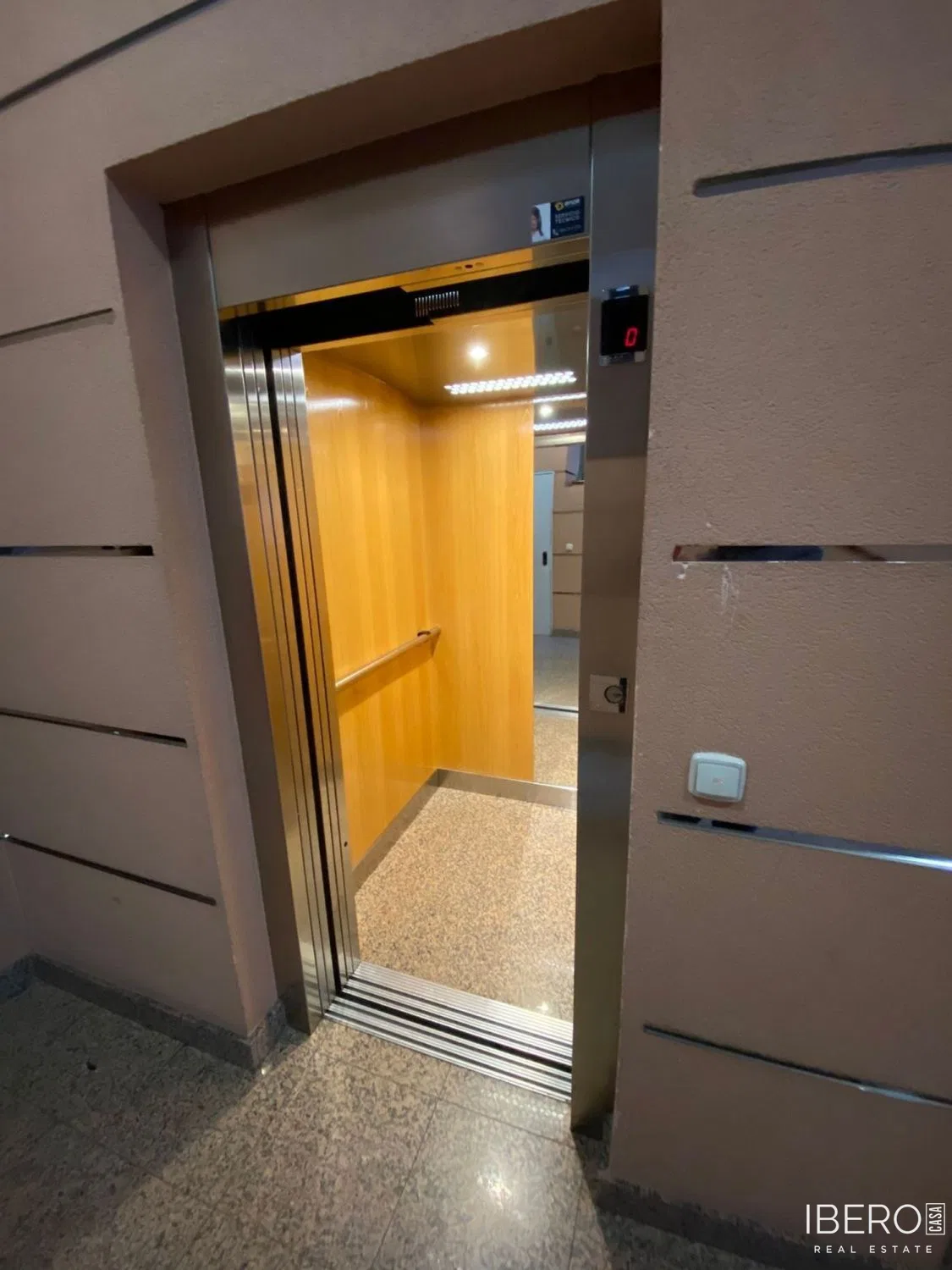 Apartmán se 3 ložnicemi, Fene