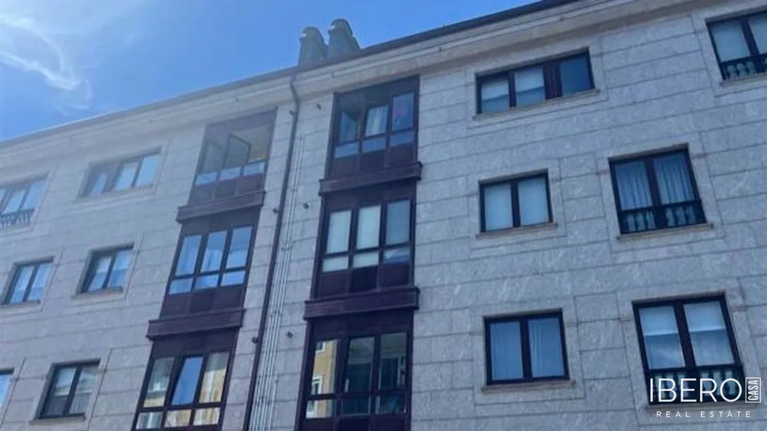 Apartmán se 4 ložnicemi, Naron