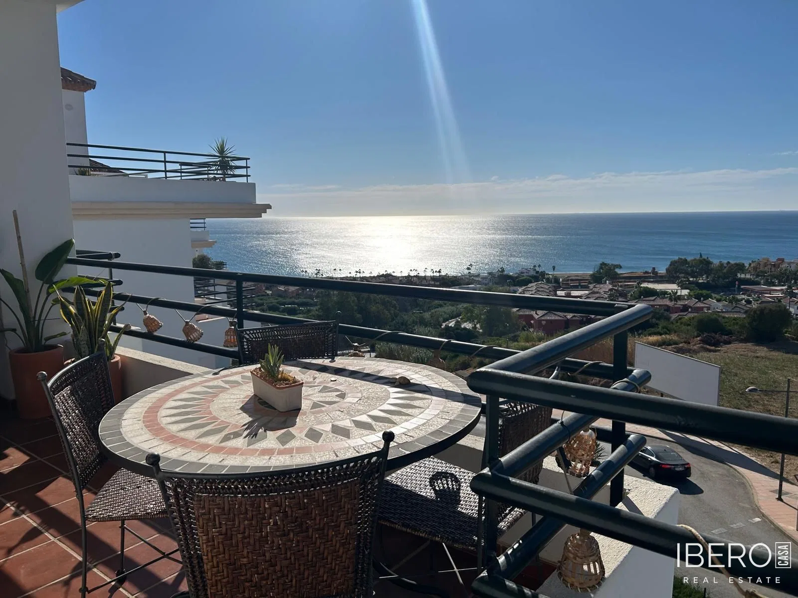 Apartamento de 2 dormitorios con vistas al mar, Manilva