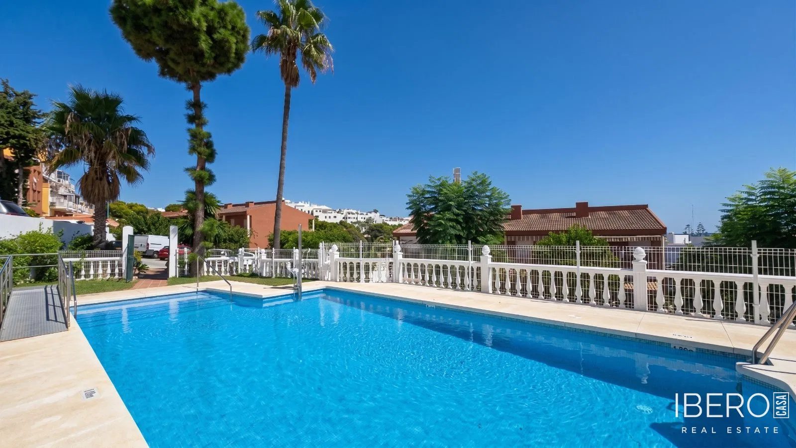 Apartamento de 3 dormitorios, La Carihuela
