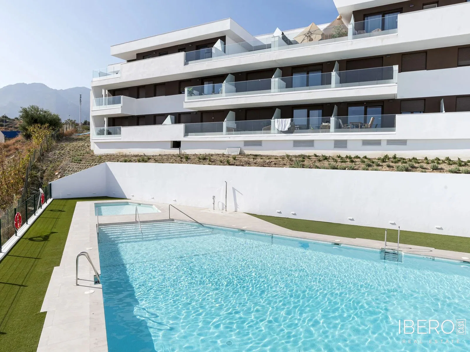 Nový apartmán se 3 ložnicemi kousek od mariny, Estepona
