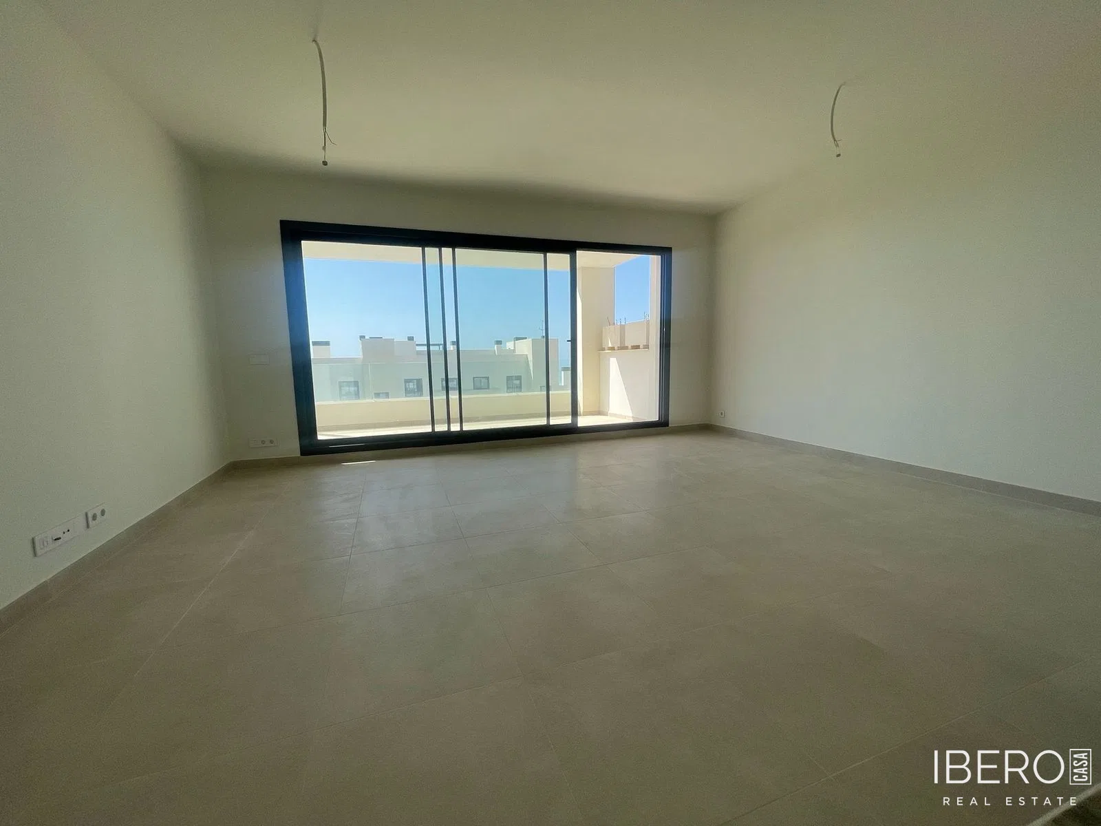 Nový apartmán se 3 ložnicemi a výhledem na moře, Benalmadena